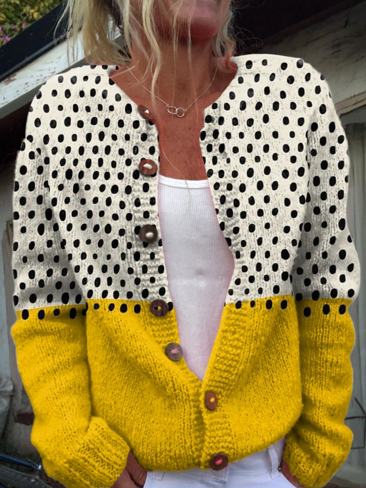 Junella | Two-Tone Knit Cardigan