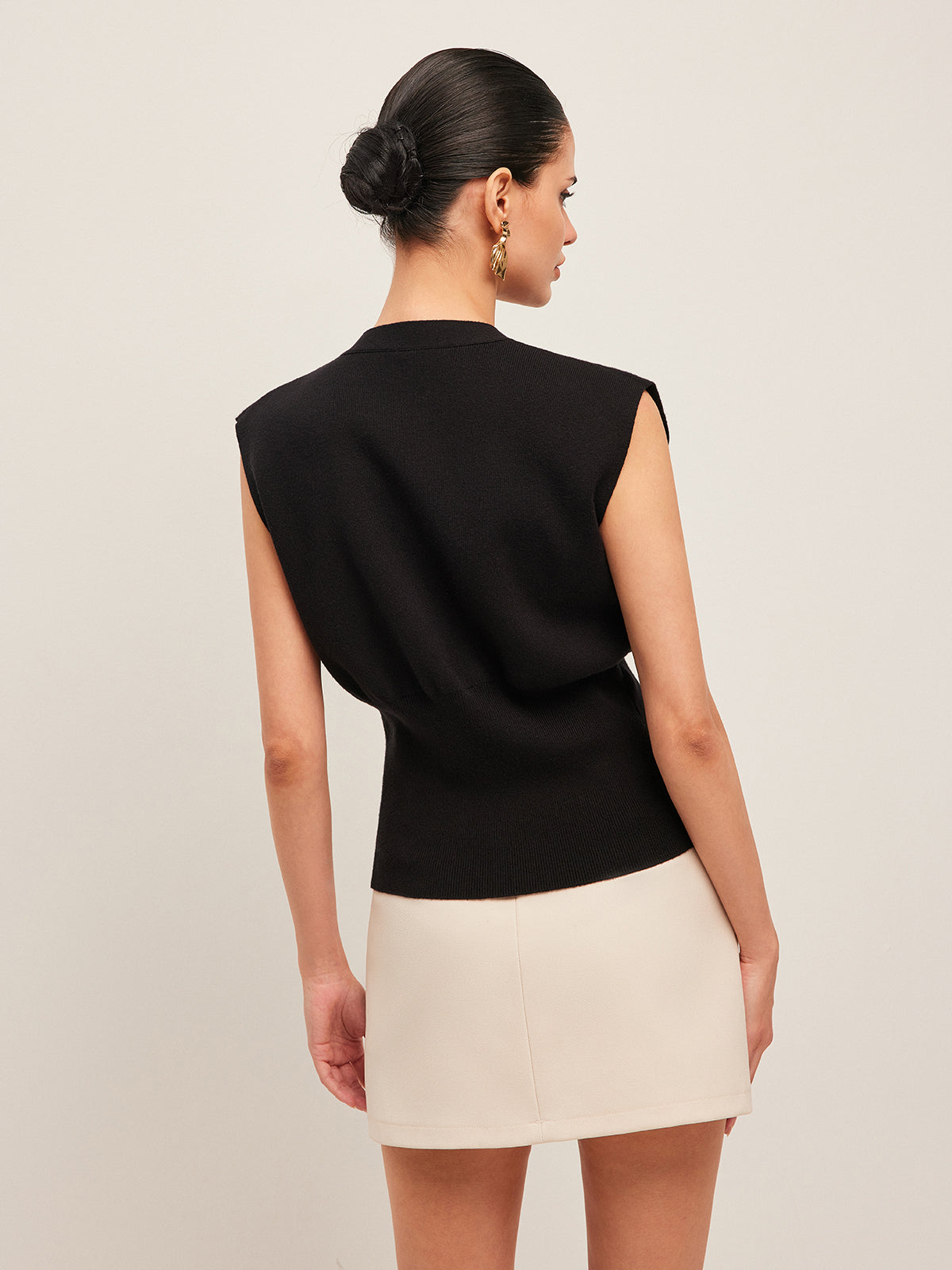 Sweater Vest Women – V Neck Knit Vest with Button Detail, Sleeveless Fall Sweater Top