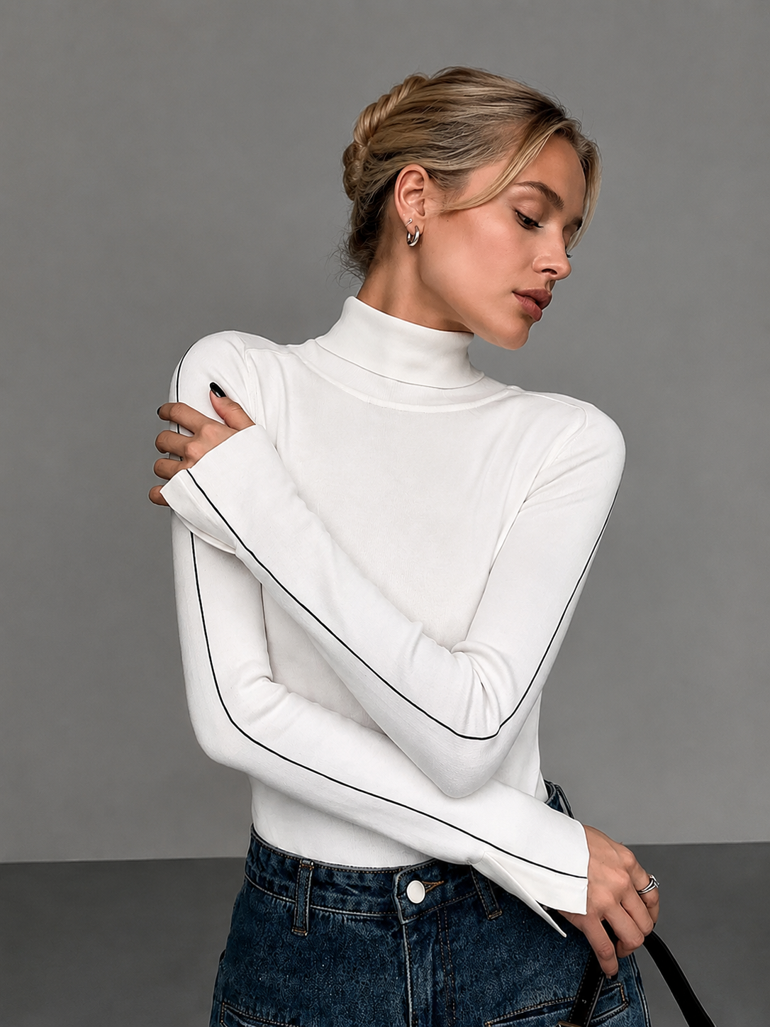 Turtleneck Sweater Women – Contrast Trim Knit Top with Long Sleeves, Fall Sweaters