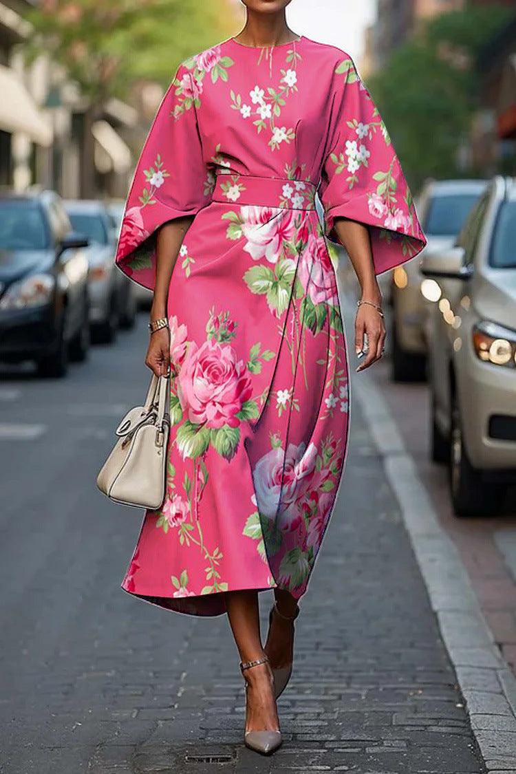 Women's Elegant Dress with Round Neck and Flattering Fit