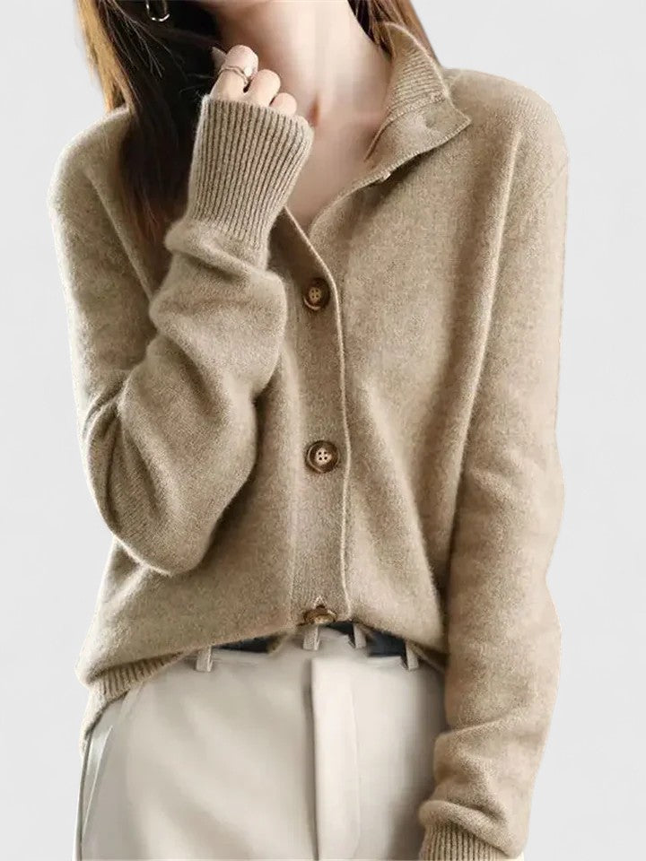 Gretchen | Classic Cardigan