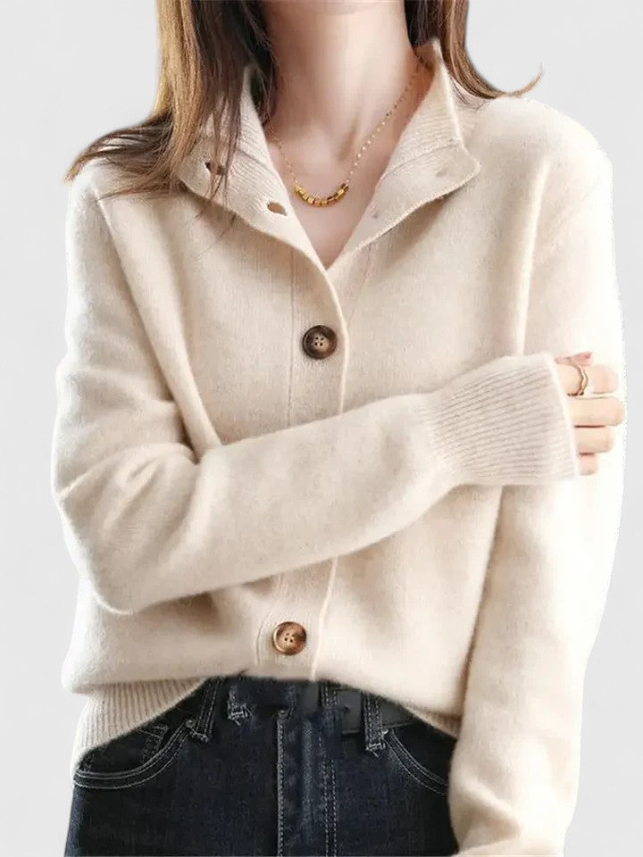 Gretchen | Classic Cardigan