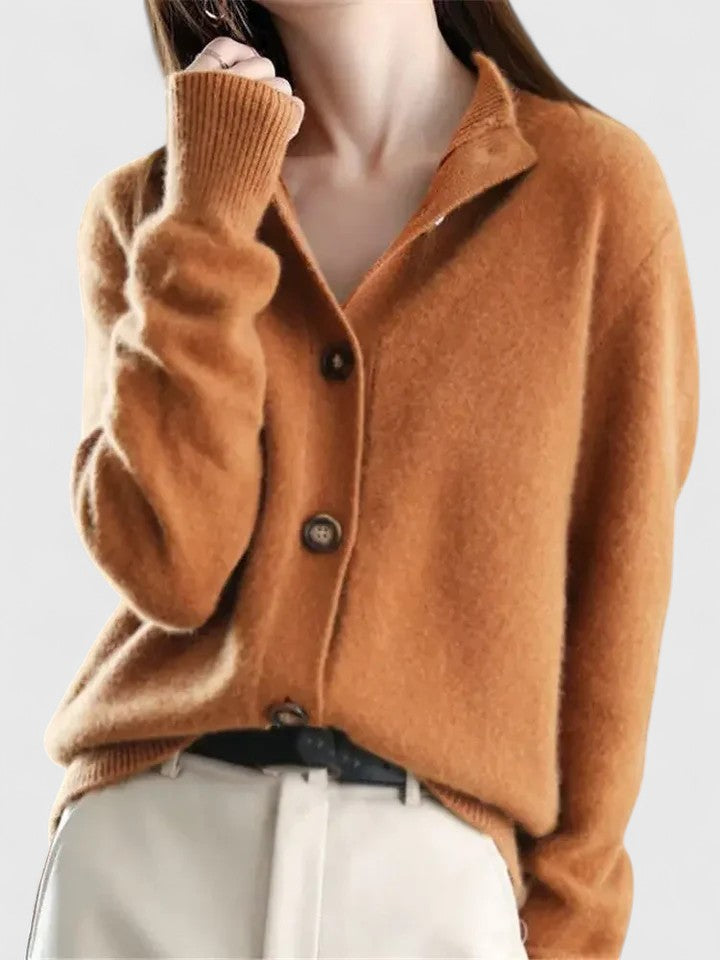 Gretchen | Classic Cardigan