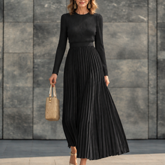 Charlotte ribbed knit pleated midi dress in black